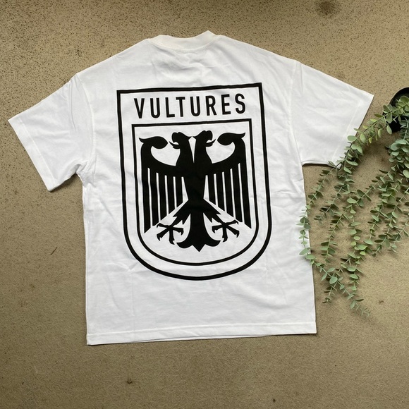 Vultures tee - Picture 2 of 4